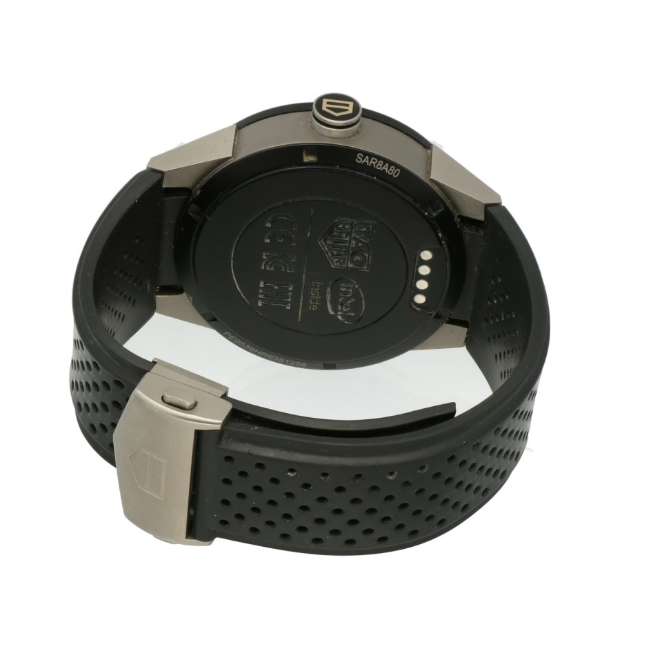 tag connected titanium