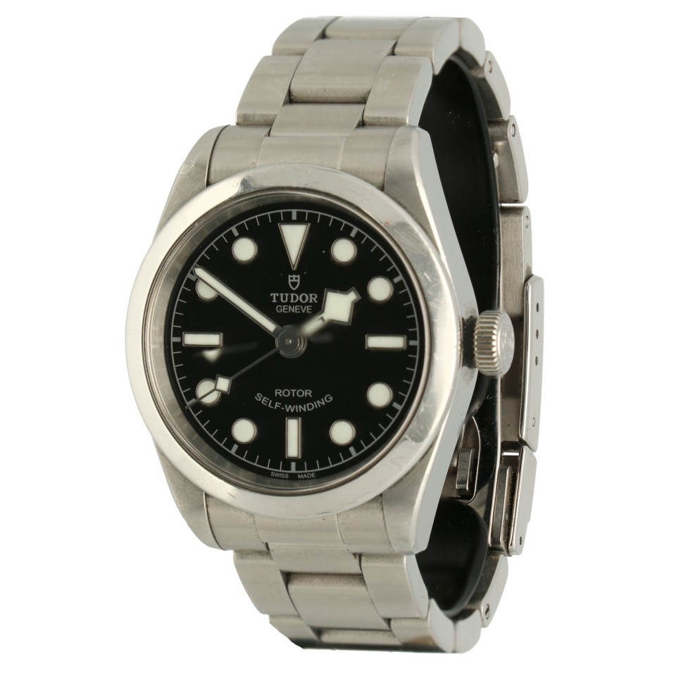 Tudor Heritage Black Bay 32