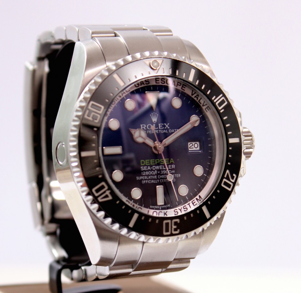 Rolex Sea-Dweller Deepsea D-Blue â€œJames Cameronâ€ Ref. 116660