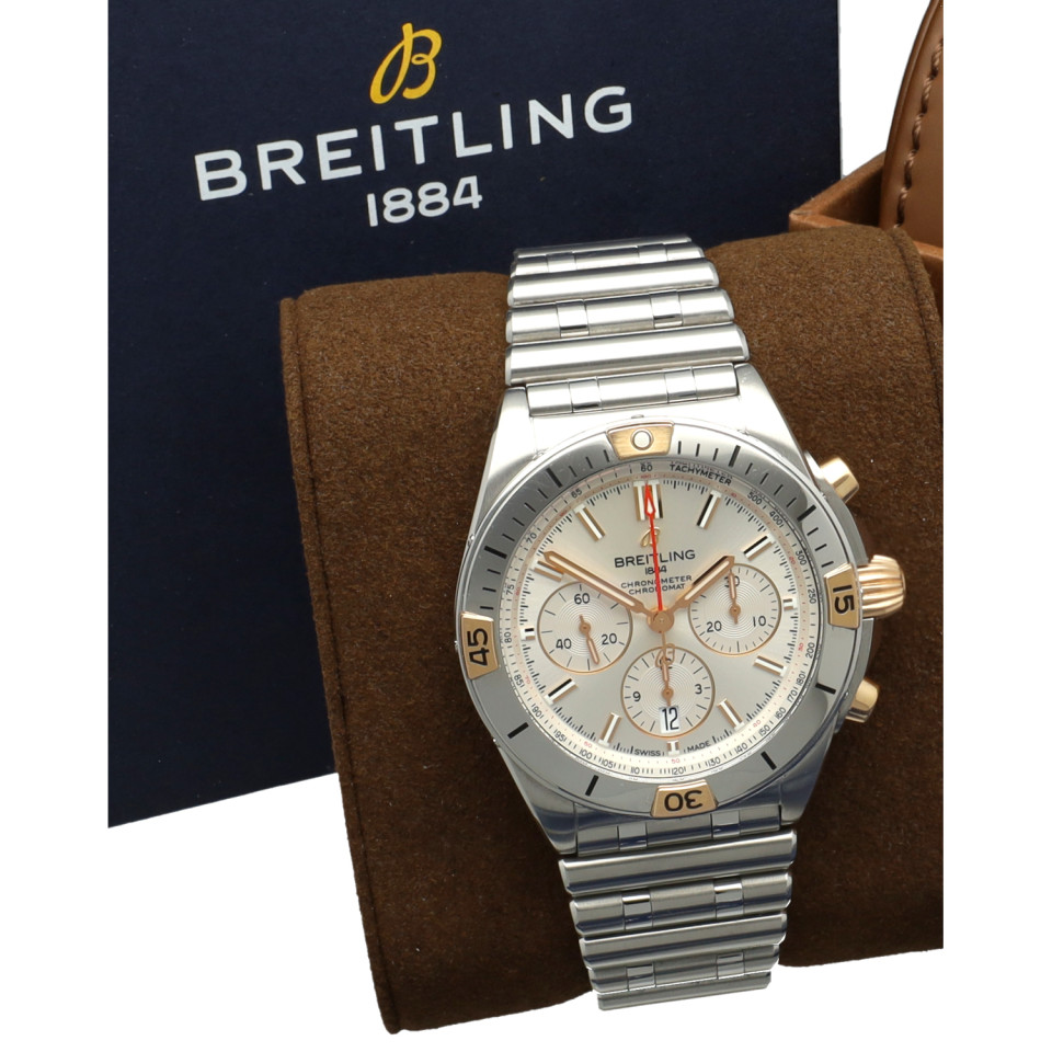 Breitling Chronomat B01 42mm Goud/Staal