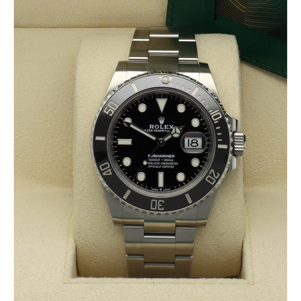 Rolex Submariner Date Ref: 126610LN Full Set